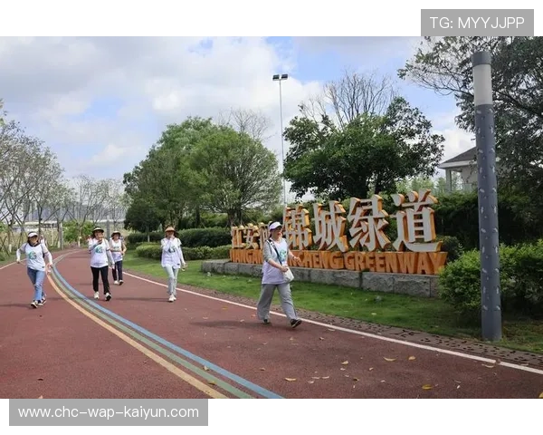 世界游泳社区日活动促进全民亲水习惯养成，社区游泳馆